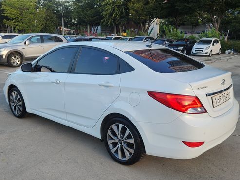 Hyundai Accent 1.4 VVT Premium — пробег 123 450 км — фото 5 из 5