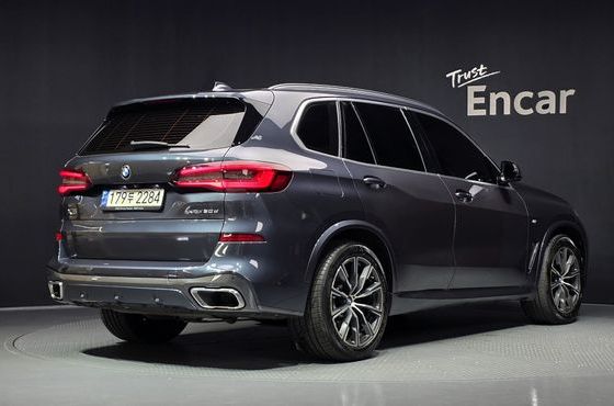 BMW X5 xDrive 30d M Sport — пробег 80 387 км — фото 2 из 5