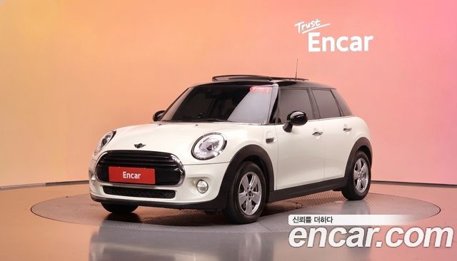 Mini Cooper Standard 3rd — пробег 103 461 км — фото 1 из 5