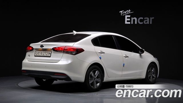 Kia K3 из Кореи Encar