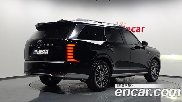 Hyundai Palisade HEV 2.5T 4WD 9-Seater Calligraphy — пробег 13 612 км — фото 2 из 5