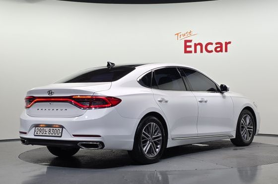 Hyundai Grandeur 2.4 Premium — пробег 136 562 км — фото 2 из 5