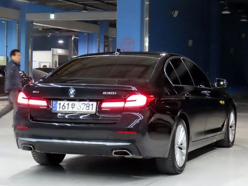 BMW 5-Series 530i xDrive Luxury — пробег 73 537 км — фото 4 из 5