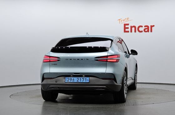 Genesis GV60 Standard AWD — пробег 74 246 км — фото 4 из 5