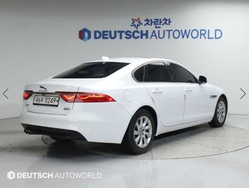 Jaguar XF 20d Prestige AWD — пробег 132 638 км — фото 3 из 5