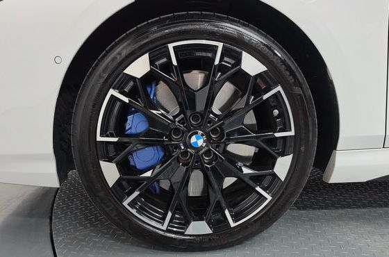 BMW 1-Series M135 xDrive — пробег 3 046 км — фото 5 из 5