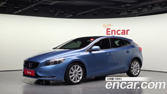 Volvo V40 из Кореи Encar