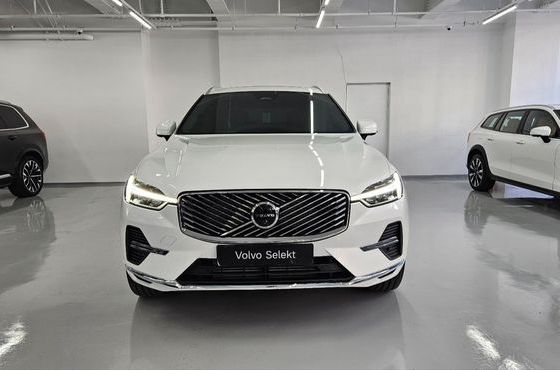 Volvo XC60 T8 Ultra Bright — пробег 5 118 км — фото 3 из 5