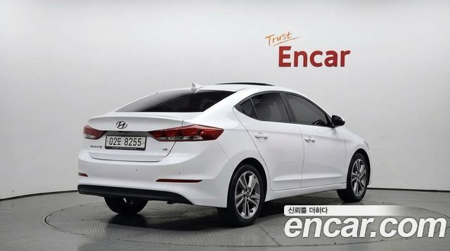 Hyundai AVANTE из Кореи Encar