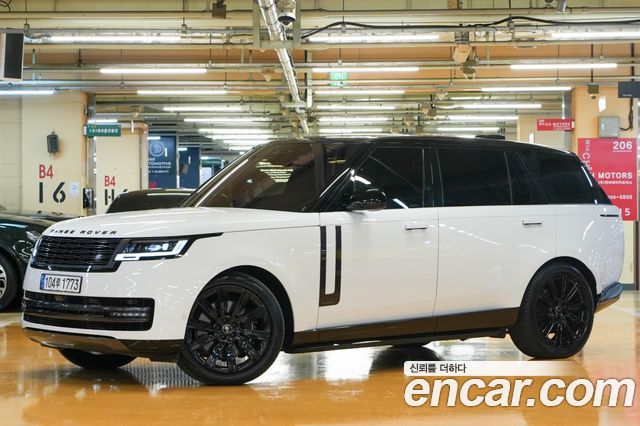 Land Rover Range Rover P530 Autobiography Long Wheel Base — пробег 21 758 км — фото 1 из 5