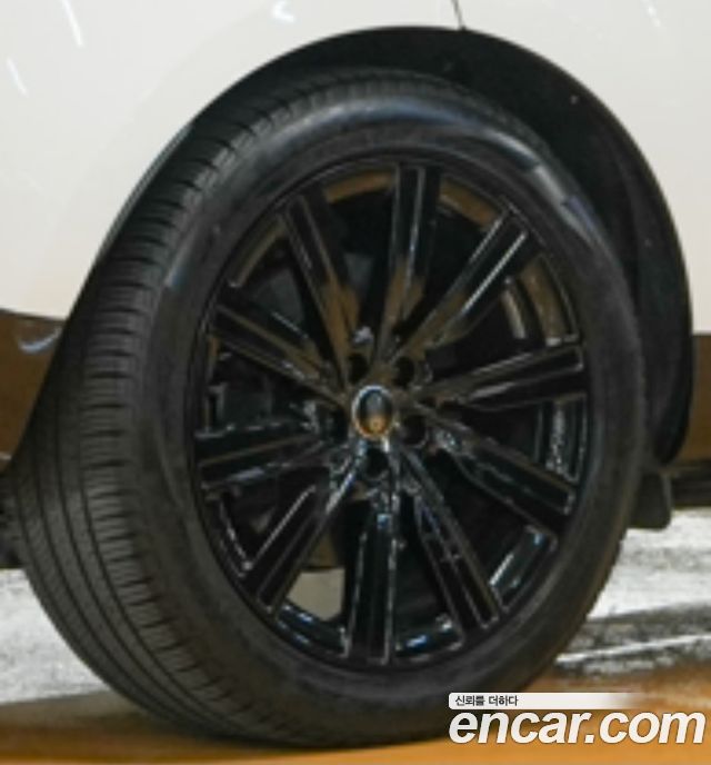 Land Rover Range Rover P530 Autobiography Long Wheel Base — пробег 21 758 км — фото 5 из 5