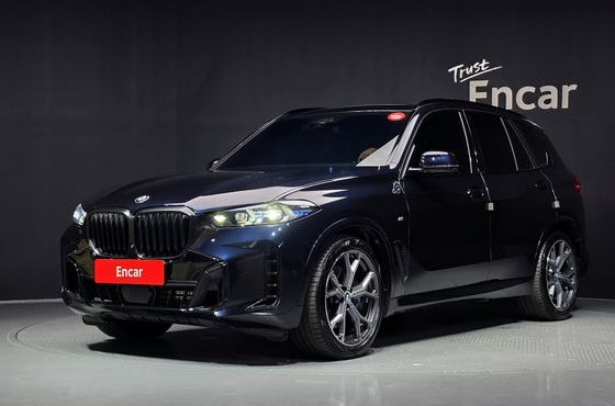 BMW X5 xDrive 40i M Sport — пробег 48 018 км — фото 1 из 5