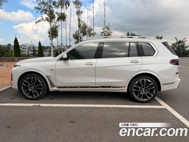 BMW X7 xDrive 40i M Sport 6STR — пробег 33 000 км — фото 3 из 5