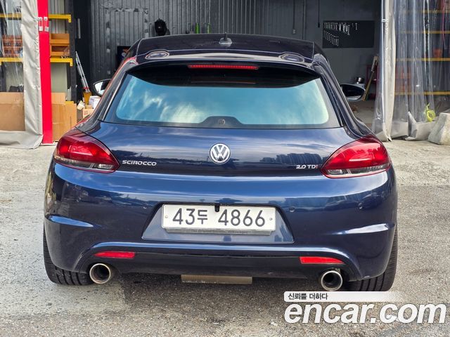 Volkswagen Scirocco 2.0 TDI R-Line — пробег 128 000 км — фото 4 из 5