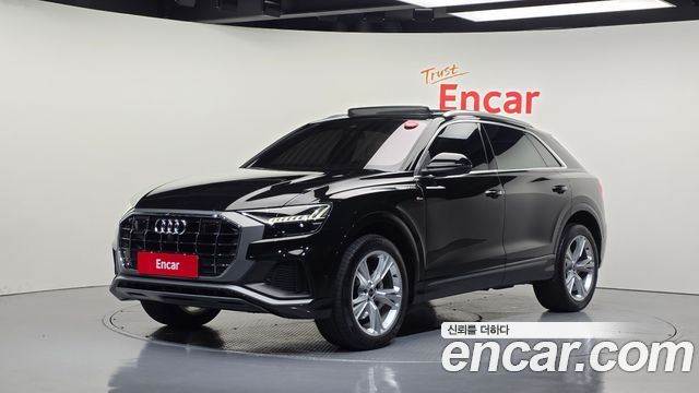 Audi Q8 45 TDI Quattro Premium — пробег 33 915 км — фото 1 из 5