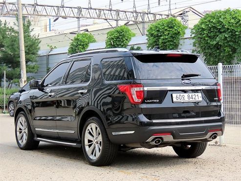 Ford Explorer 3.5 Limited 4WD 5th — пробег 71 600 км — фото 3 из 5