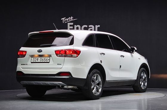 Kia Sorento Diesel 2.0 2WD Luxury — пробег 118 751 км — фото 2 из 5