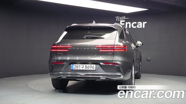 Genesis GV70 из Кореи Encar