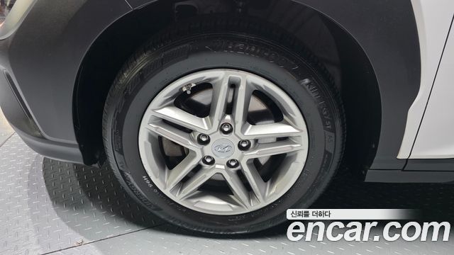 Hyundai Kona из Кореи Encar