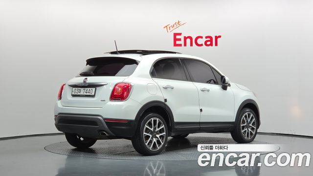 Fiat 500X 2.0 Diesel Cross Plus AWD — пробег 87 614 км — фото 2 из 5