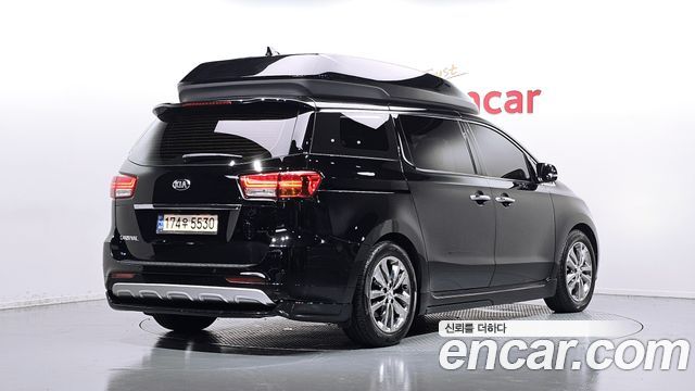 Kia Carnival из Кореи Encar