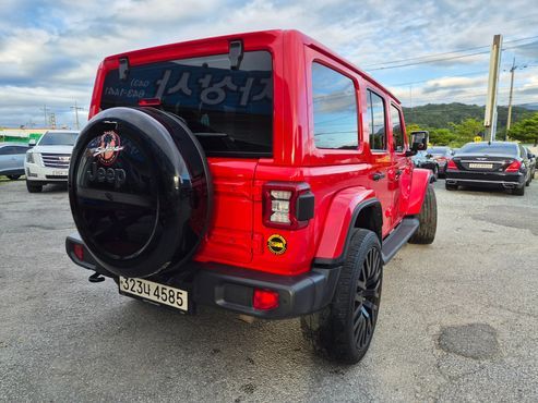 Jeep Wrangler 2.0 Overland 4Door — пробег 83 000 км — фото 4 из 5