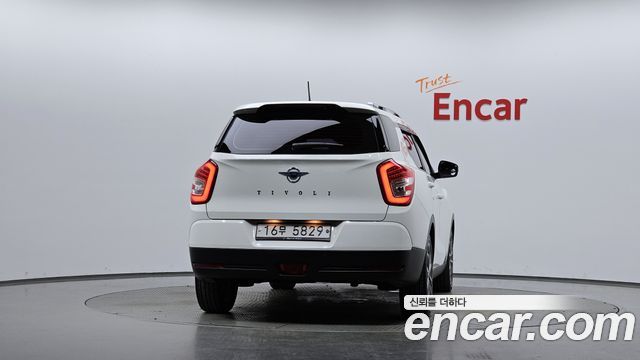 Ssangyong TIBOLI из Кореи Encar