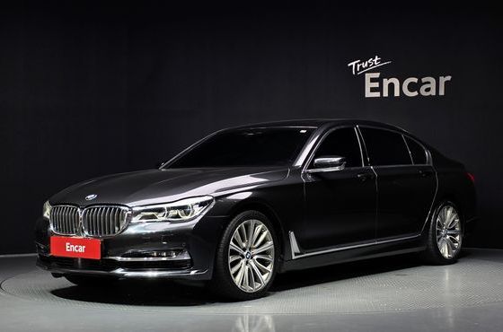 BMW 7-Series 750Li xDrive — пробег 129 463 км — фото 1 из 5