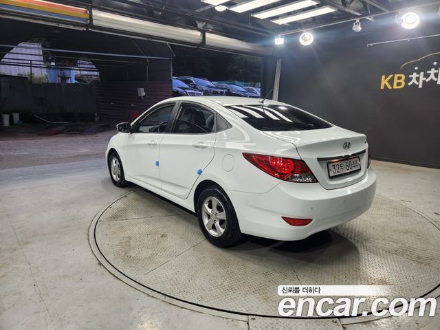 Hyundai Accent Diesel 1.6 VGT Premier — пробег 169 713 км — фото 4 из 5