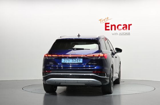 Audi Q4 e-tron 40 Premium — пробег 65 170 км — фото 4 из 5