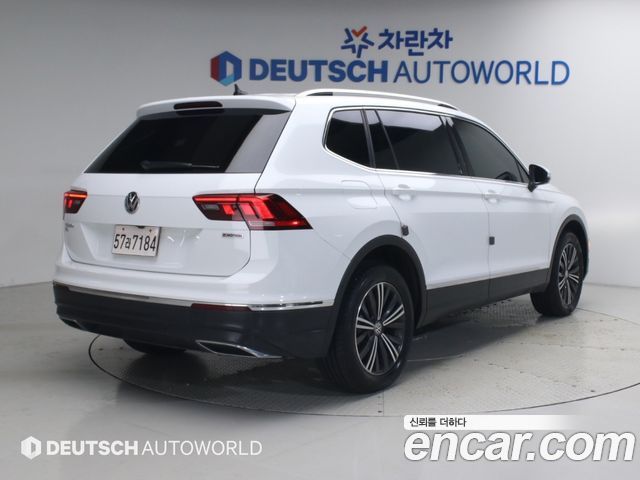 Volkswagen Tiguan 2.0 TSI Prestige — пробег 52 310 км — фото 2 из 5