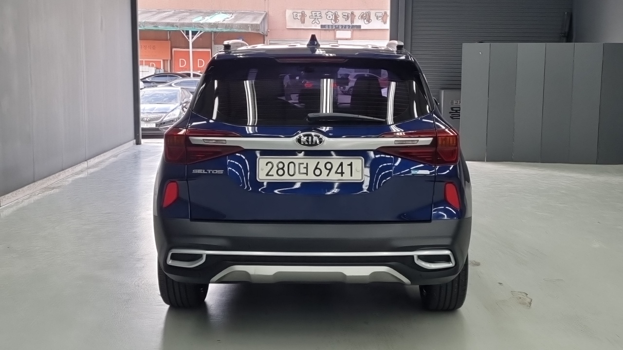 Kia Seltos из Кореи Encar