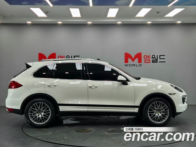 Porsche Cayenne 4.8 S 958 — пробег 136 030 км — фото 3 из 5