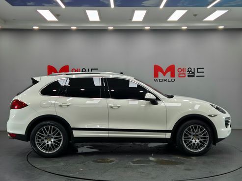 Porsche Cayenne 4.8 S 958 — пробег 136 030 км — фото 3 из 5