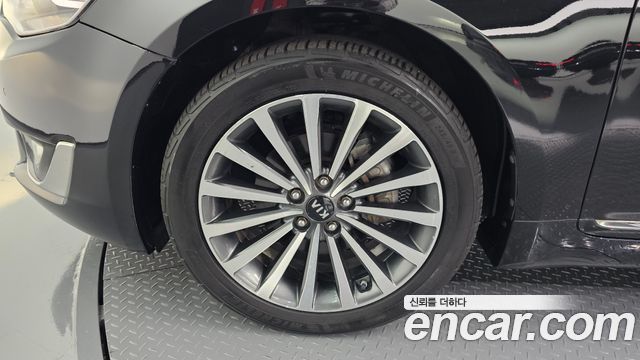 Kia K7 из Кореи Encar