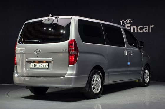 Hyundai Starex 5-Seater VAN CVX Deluxe — пробег 228 211 км — фото 2 из 5