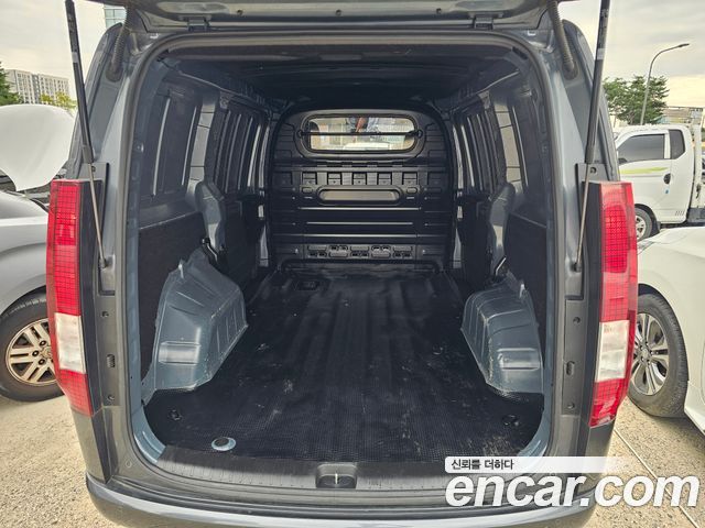 Hyundai Staria из Кореи Encar