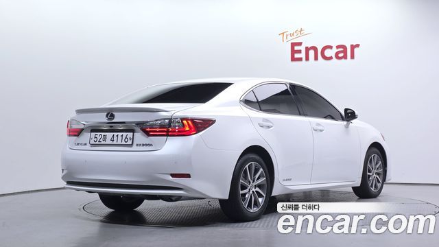 Lexus ES Supreme XV60 — пробег 96 109 км — фото 2 из 5