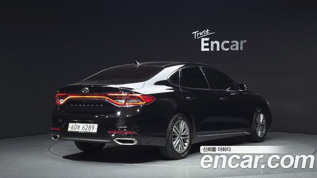 Hyundai Grandeur из Кореи Encar