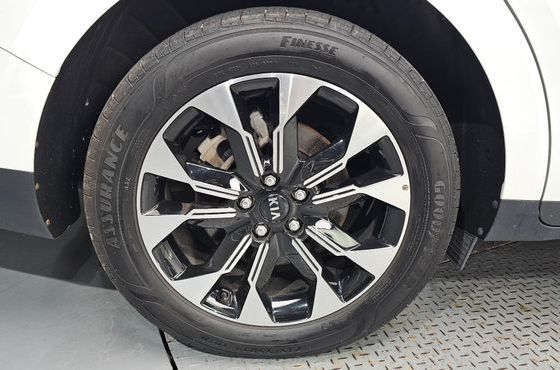 Kia Carnival Diesel 9-Seater Prestige — пробег 68 958 км — фото 5 из 5