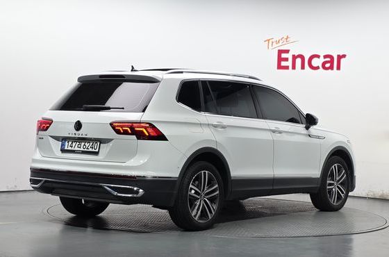 Volkswagen Tiguan 2.0 TSI Prestige — пробег 35 555 км — фото 2 из 5