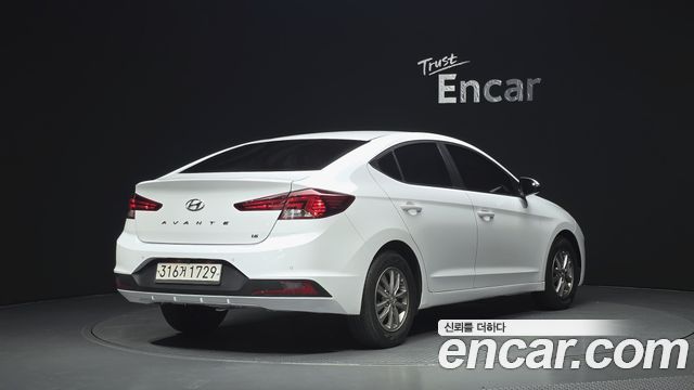 Hyundai AVANTE из Кореи Encar