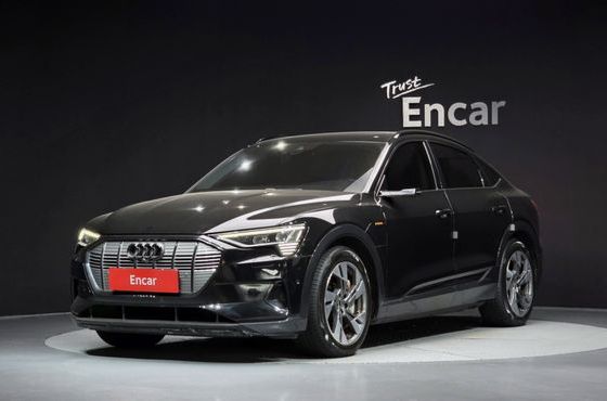 Audi e-tron 50 Quattro Sportback — пробег 75 472 км — фото 1 из 5