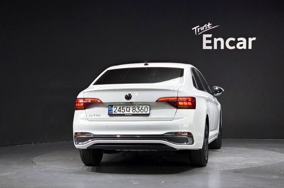 Volkswagen Jetta 1.5 TSI Premium — пробег 17 559 км — фото 4 из 5