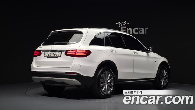 Mercedes-Benz GLC-Class GLC350e 4MATIC Premium — пробег 159 677 км — фото 2 из 5