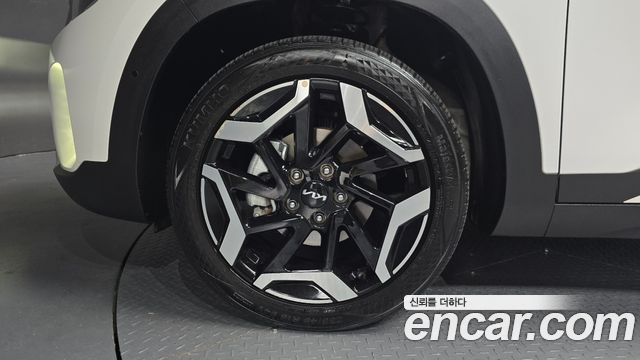 Kia Seltos из Кореи Encar