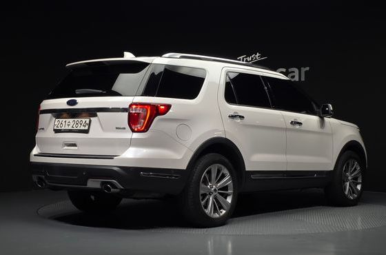 Ford Explorer 2.3 Limited 4WD 5th — пробег 136 341 км — фото 2 из 5