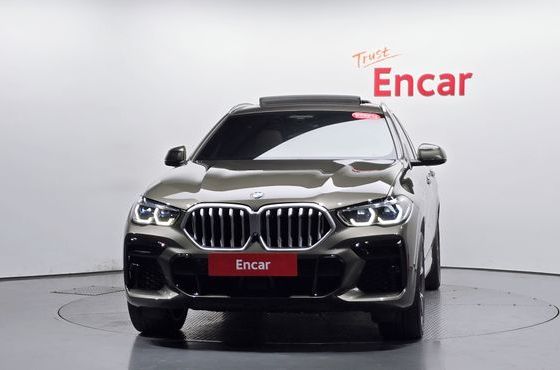 BMW X6 xDrive40i M Sport — пробег 63 722 км — фото 3 из 5