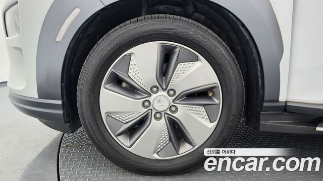 Hyundai Kona из Кореи Encar