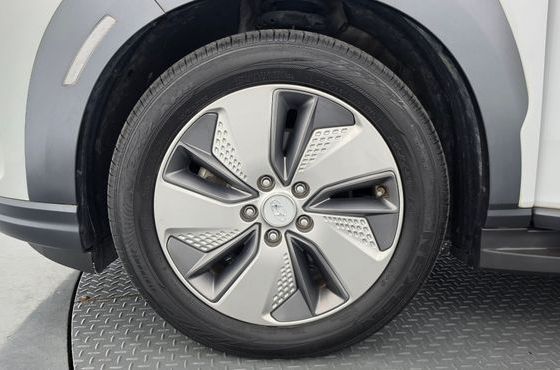 Hyundai Kona Premium — пробег 177 407 км — фото 5 из 5